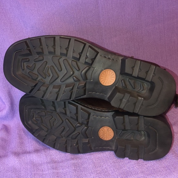 Slightly Used Men’s UGG Beacon 3263 Wool Lined Boots Size 11 Brown - Picture 6 of 11